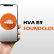hånd som holder en mobil med soundcloud app på. På høyre siden av bildet er det tekst hvor det står 'hva er soundcloud?'
